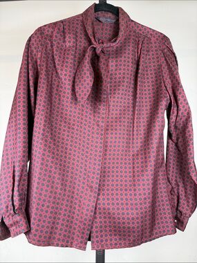 ✨VTG Kenneth Gordon Nanchung 100% Silk Medallion Print Bow-Tie Blouse Red Blue 6